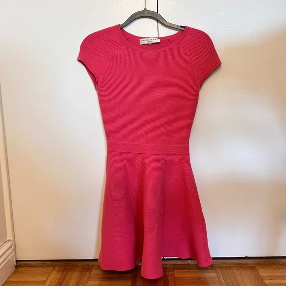 Trina Turk | Dresses | Trina Turk Peach Ribbed Fit And Flare Dress Size P |  Poshmark